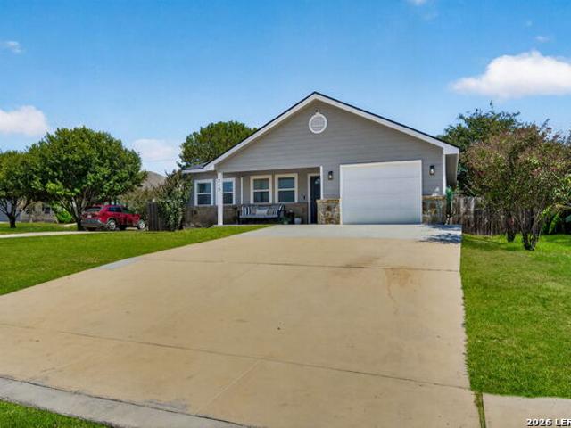 House for sale in Jourdanton, Atascosa County