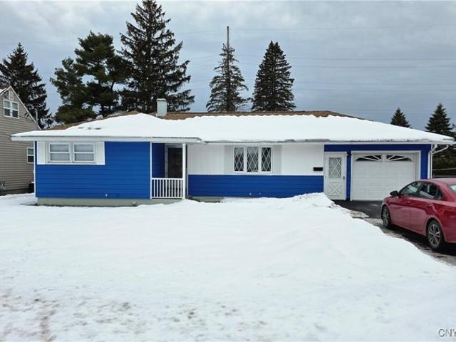 House for sale in Oneida, New York