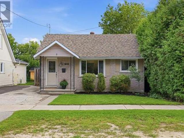 House for sale in Collingwood, Central Ontario