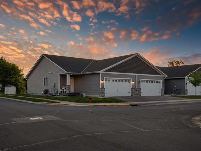 Townhouse for sale in Norwood, Minnesota