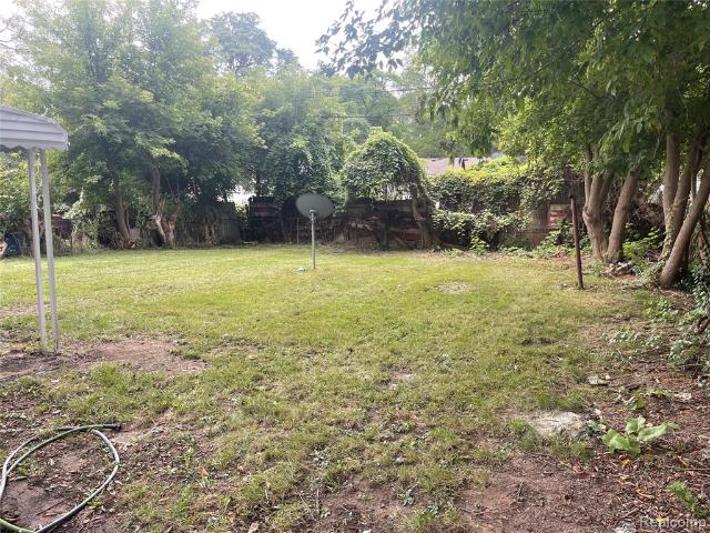 House for sale in Pontiac, Oakland County