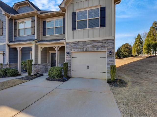 Townhouse for sale in Simpsonville, South Carolina