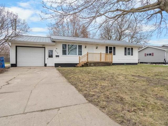 House for sale in New Hampton, Iowa