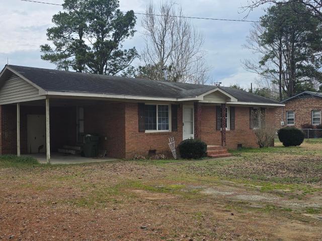 House for sale in Maxton, North Carolina