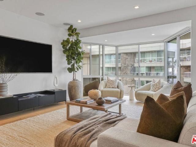 Condo for sale in Santa Monica