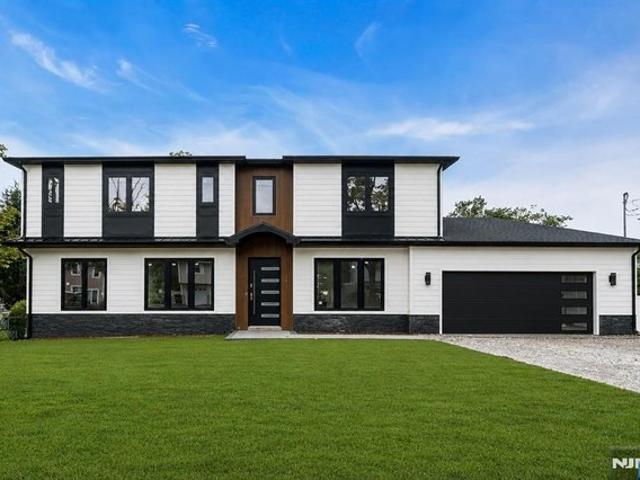 House for sale in Paramus, Bergen County