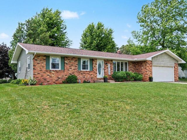 House for sale in Middlebury, Indiana