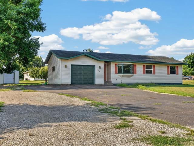 House for sale in Braham, Minnesota