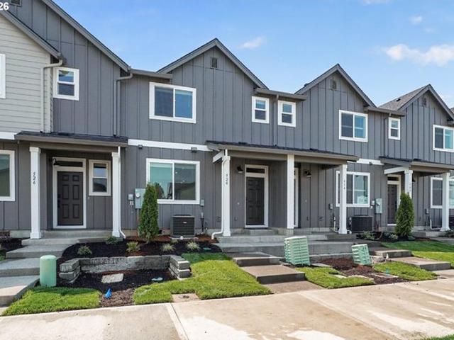 Townhouse for sale in Oregonia