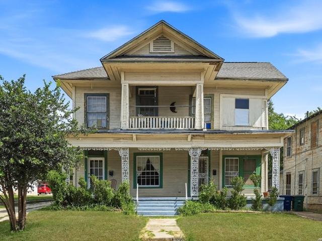House for sale in Leesville, Texas