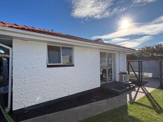 House for rent in Chaslands, Canterbury