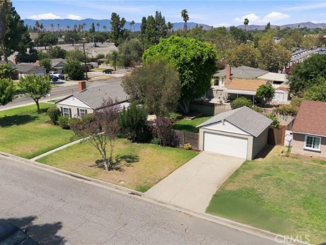 House for sale in Magnolia Center, Riverside