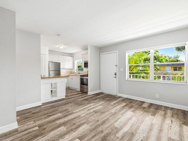 Condo for sale in Oakland Park, Florida