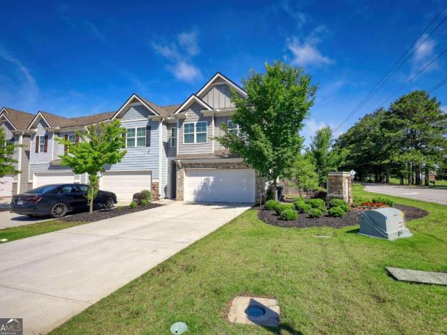 Townhouse for sale in Oakwood, Georgia