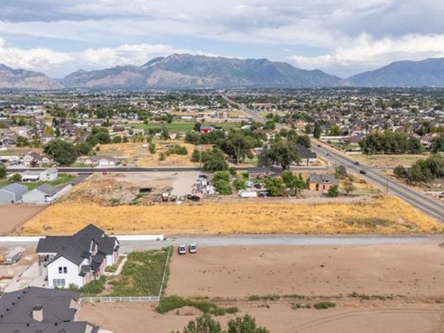 Land for sale in Hooper, Utah