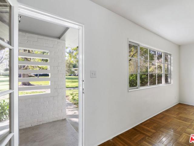 Condo for sale in Canoga Park, California