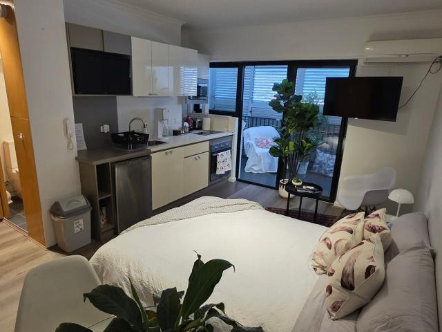 Granny Flat for rent in Sydney, New South Wales