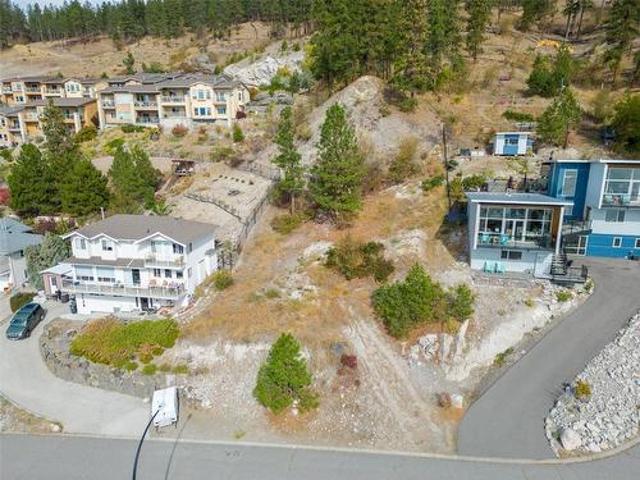 Land for sale in Peachland