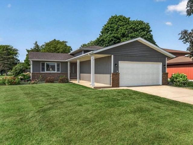 House for sale in Crown Point, Indiana