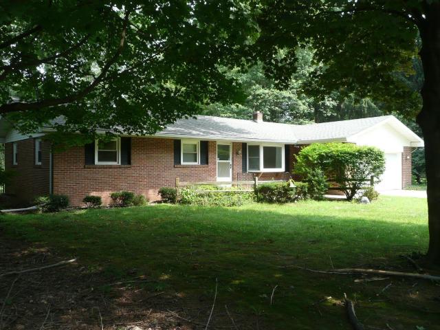 House for sale in Mishawaka, Indiana
