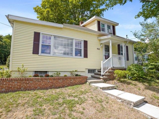 House for sale in Trumbull, Connecticut