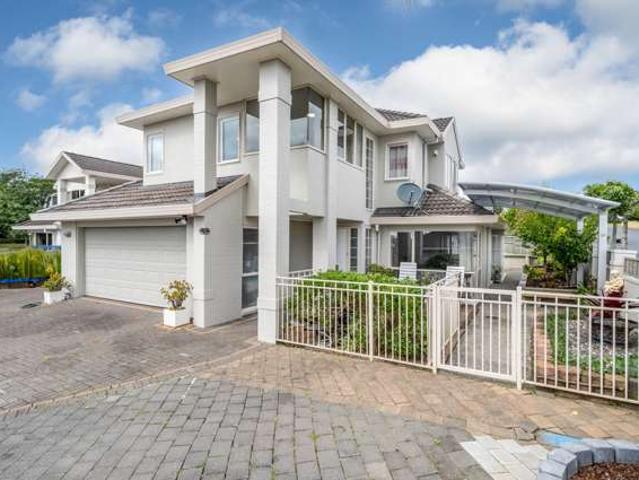 House for sale in Howick