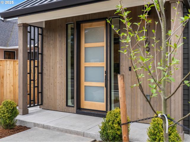 Condo for sale in Oregonia