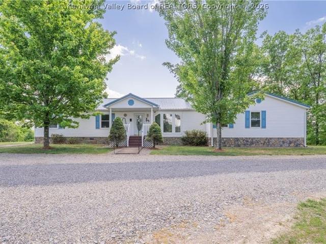 House for sale in Clay, West Virginia