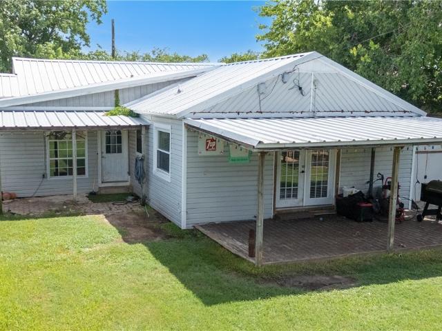House for sale in Cuero