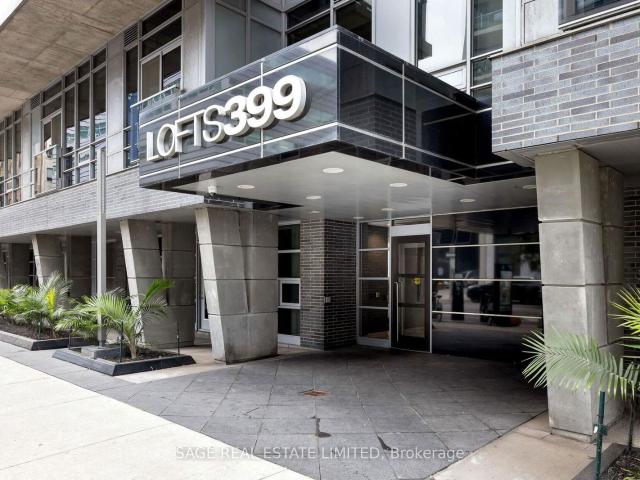 Condo for sale in Toronto, Golden Horseshoe