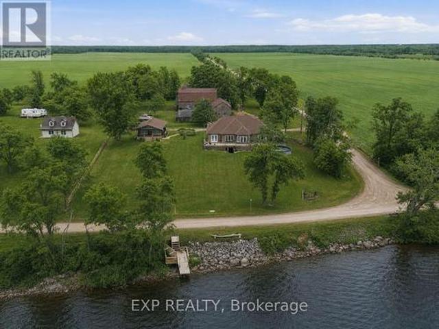 House for sale in Ontario