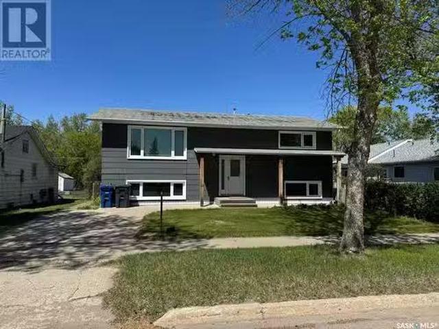 House for sale in Wynyard, Saskatchewan