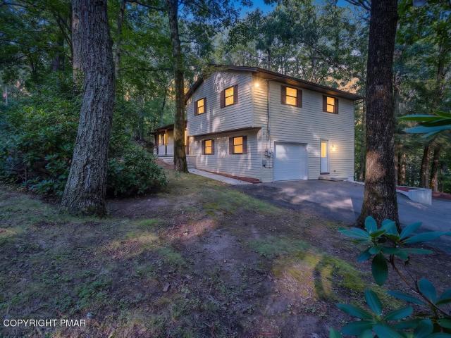 House for sale in Bartonsville, Pennsylvania