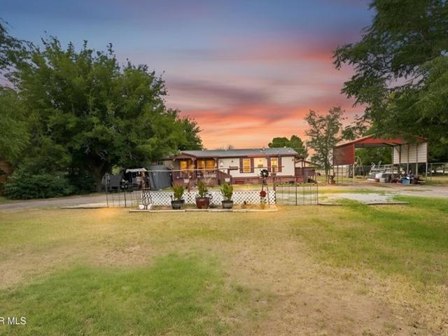 House for sale in Saint Anthony, Texas