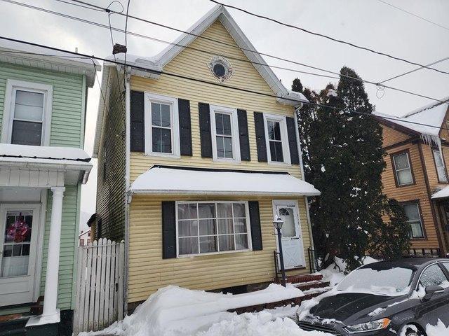 House for sale in Huntingdon, Pennsylvania
