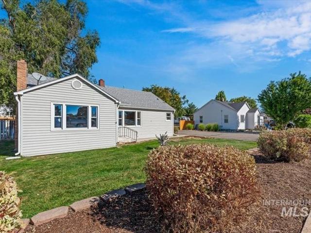 House for sale in Nampa, Canyon County