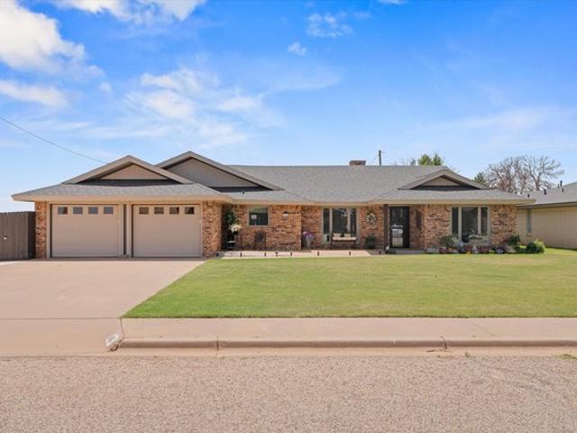 House for sale in Levelland, Texas