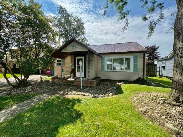House for sale in Bluffton, Wells County