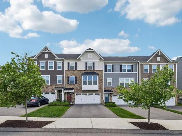 Townhouse for sale in Cranberry Twp, Pennsylvania