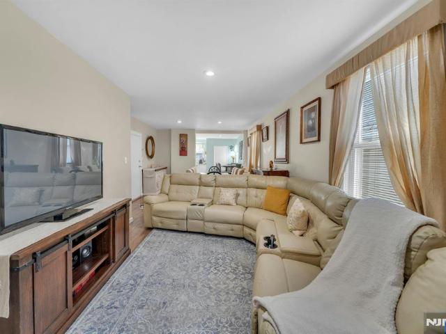 House for sale in Hudson, New Jersey