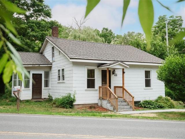House for sale in Accord, New York