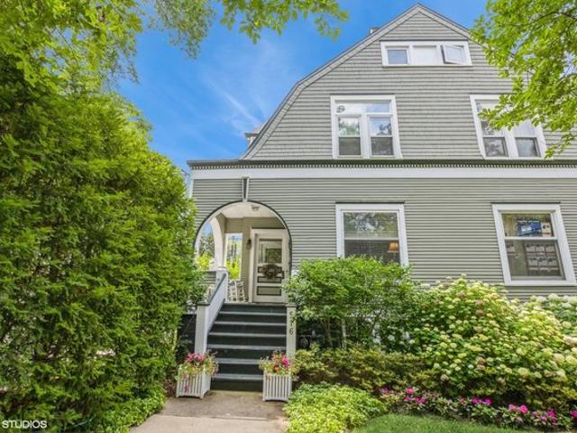 Townhouse for sale in Evanston, Illinois