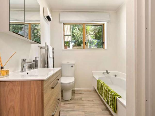 Apartment for sale in Karori, Wellington