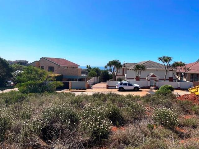 Land for sale in Cape St Francis, Eastern Cape