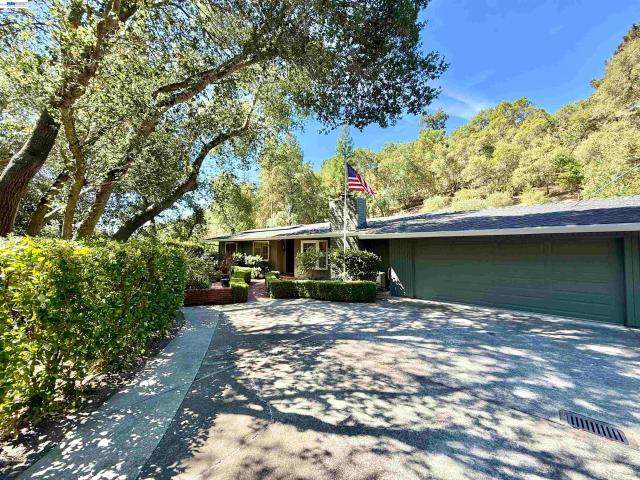 House for sale in Orinda, California