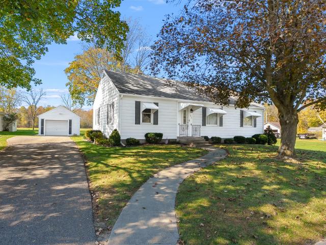 House for sale in Bloomingdale Township, Van Buren County