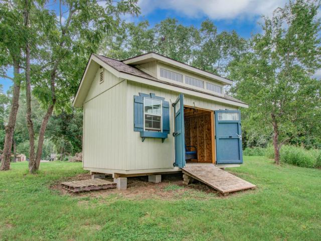 Land for sale in Columbus, Texas