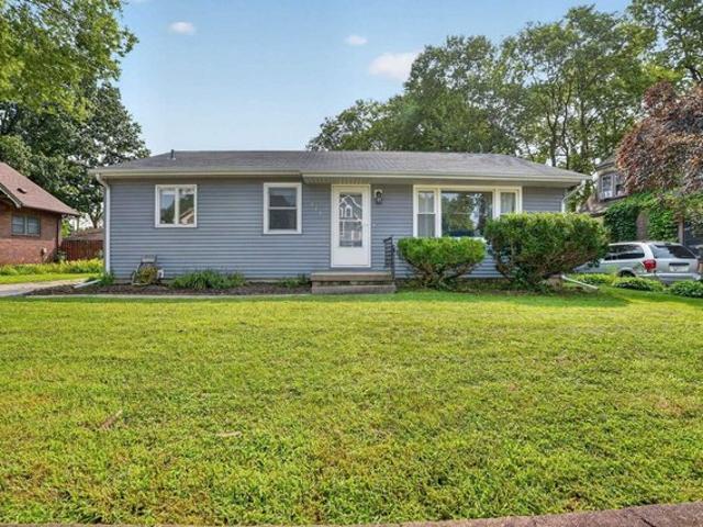 House for sale in Waverly, Iowa