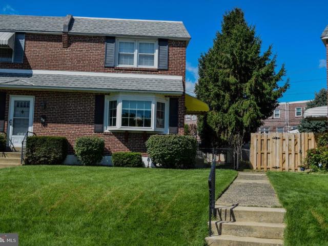Townhouse for sale in Delco, Pennsylvania