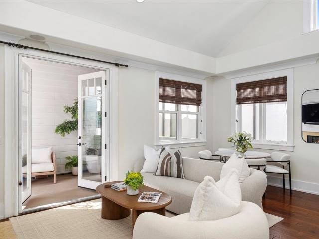 Condo for sale in Corona Del Mar, California